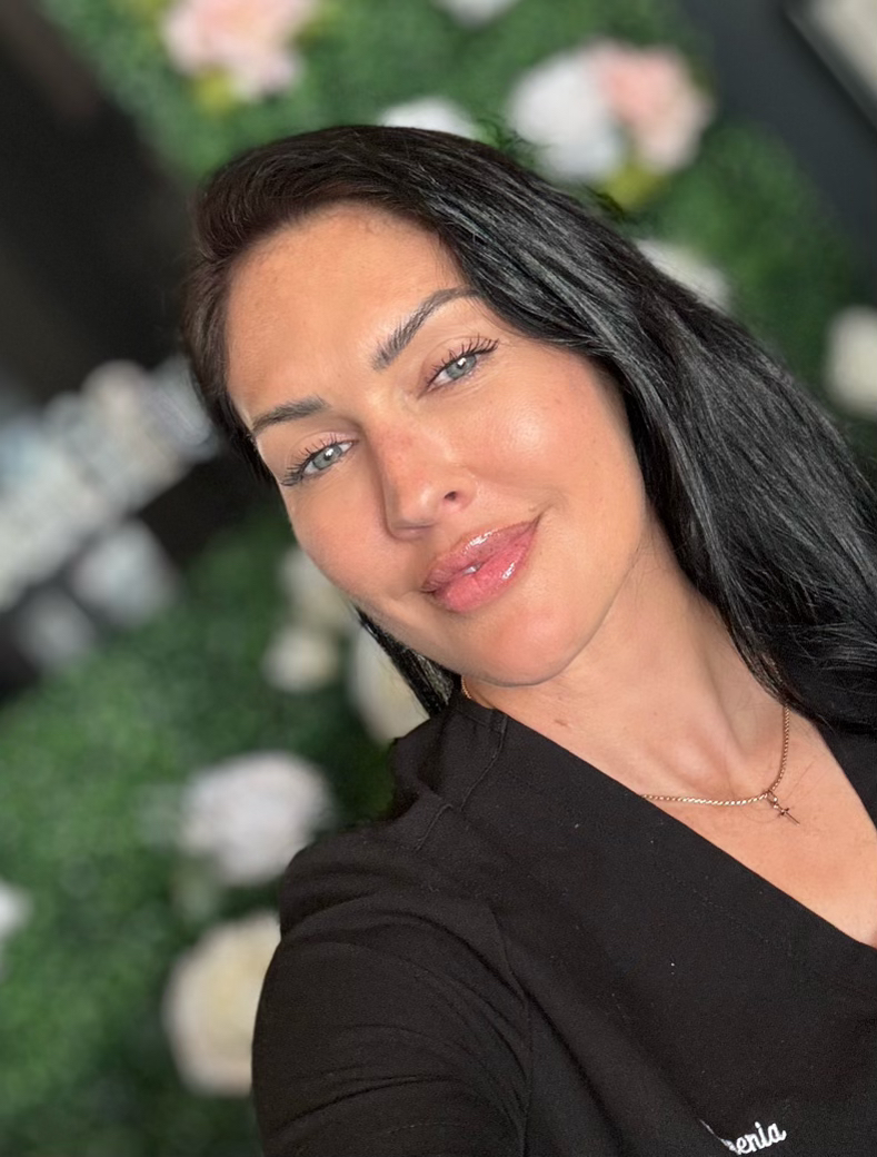 Kyrenia Manos - Office manager
